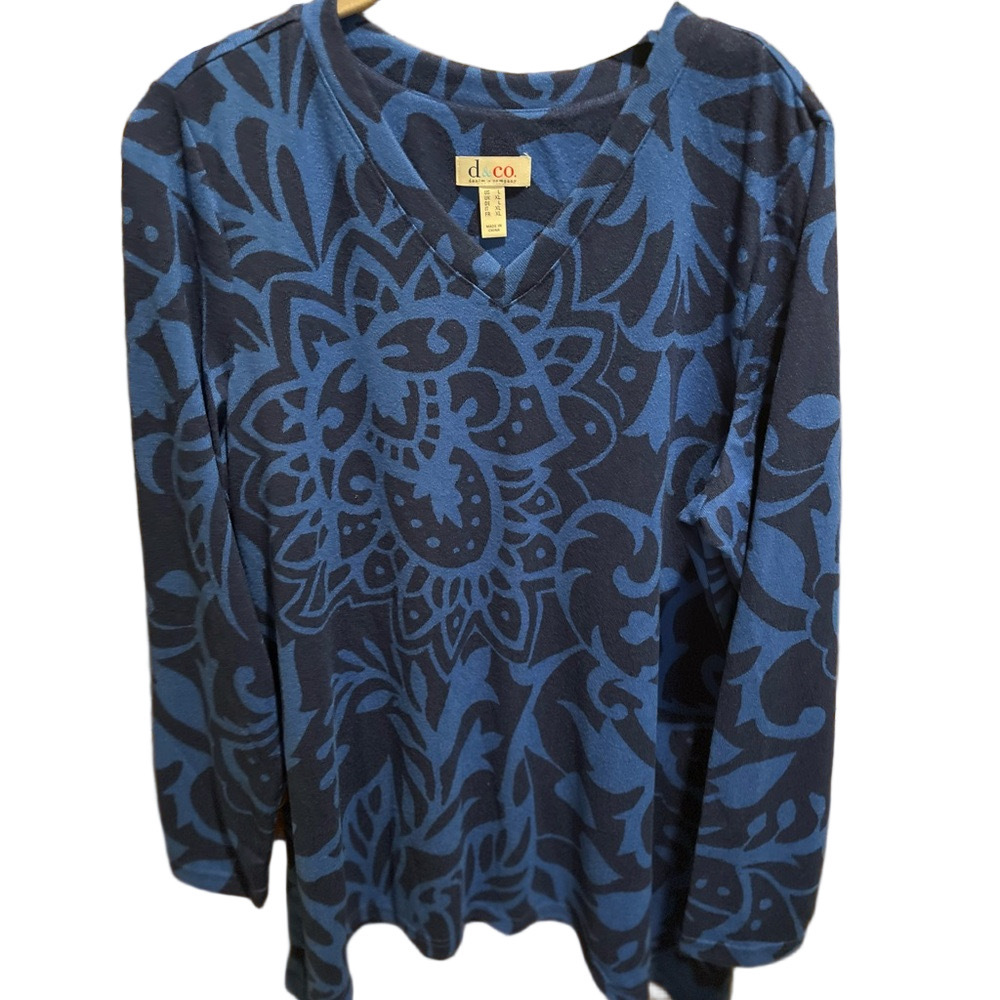 Denim & Co Patterned V-Neck Long Sleeve Tee
